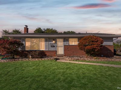 35588 Dover St, Livonia, MI, 48150
