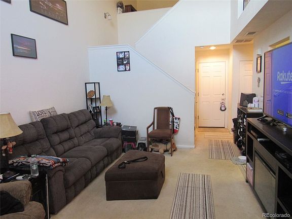 5th image of 561 Alton Way Unit C