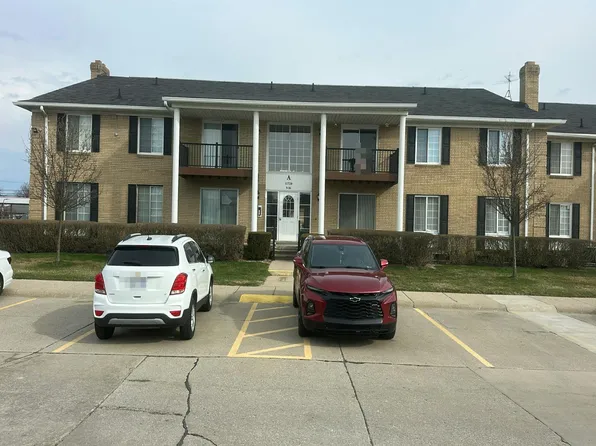 11720 Fifteen Mile Rd, Sterling Heights, MI 48312