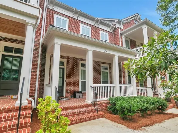 679 Brennan Dr, Decatur, GA 30033