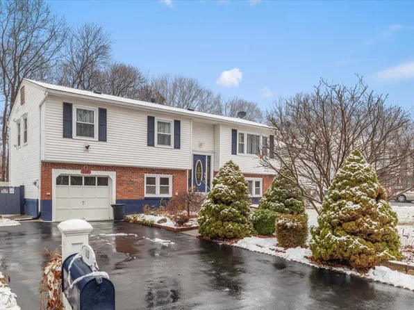119 Vails Gate Heights Drive, New Windsor, NY 12553