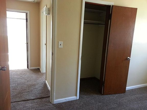4th image of 719 Buena Ave #1