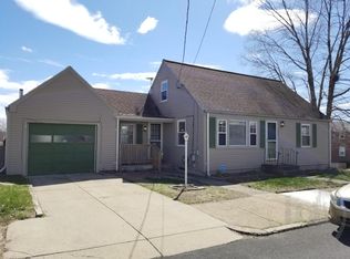 126 Fillmore St, Pawtucket, RI 02860