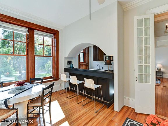 Dining Room/ Kitchen