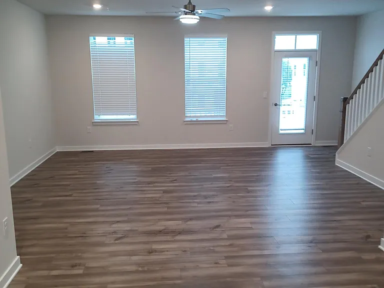 4727 Franklin Cir — Photo 18