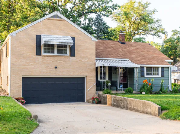 609 Armeida St, Dixon, IL 61021