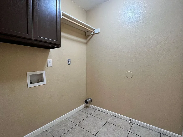 1007 Circle M Dr #C — Photo 15