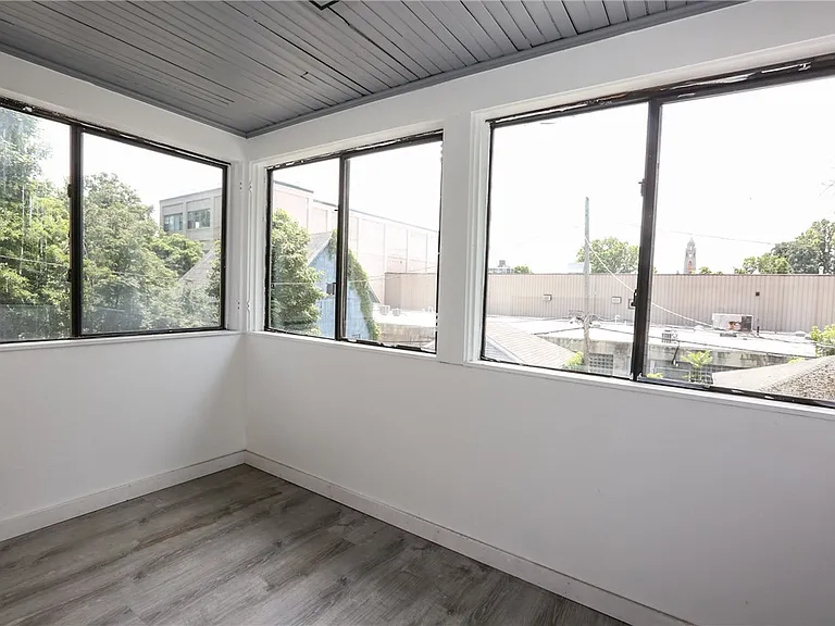 29 Birch Cres #UP — Photo 22
