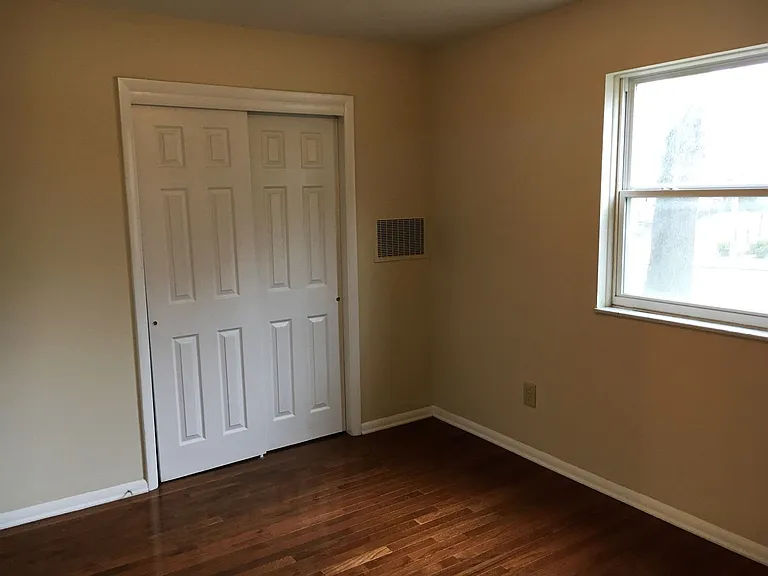 29 Olentangy St — Photo 6