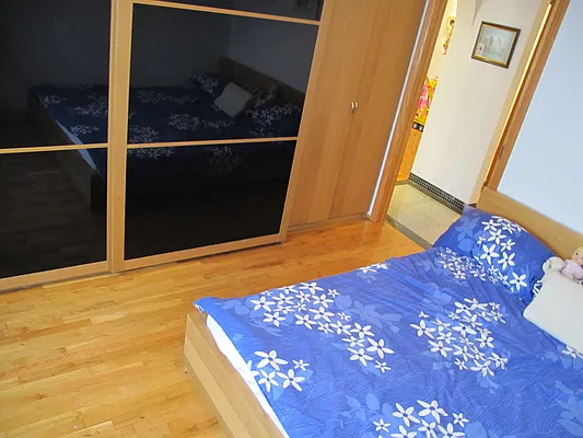 Rented by SUN WOOD REAL ESTATE | media 22