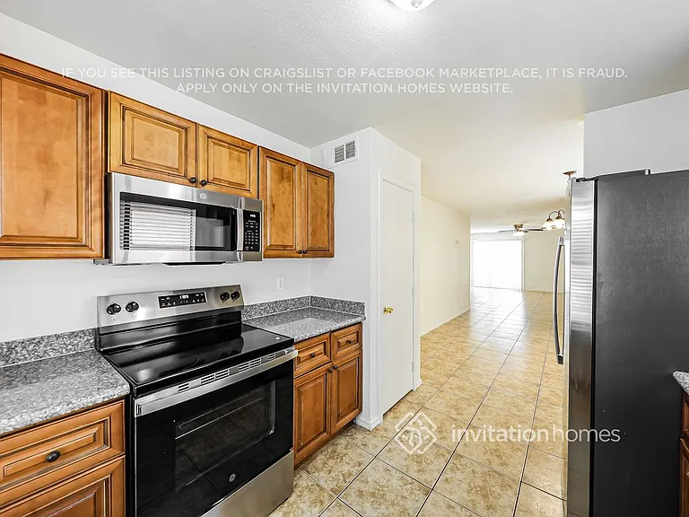 4545 N 67th Ave #1108 — Photo 9