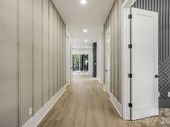 2nd image of 4003 Sage Cliff Ct