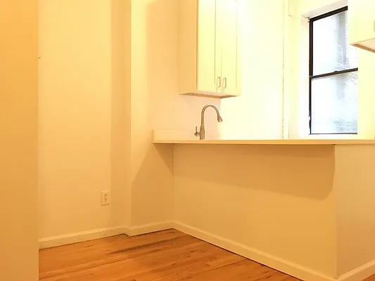 Rented by Sky Management | media 72