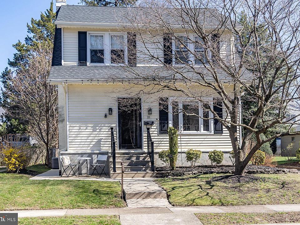 1st image of 18 E Summerfield Ave