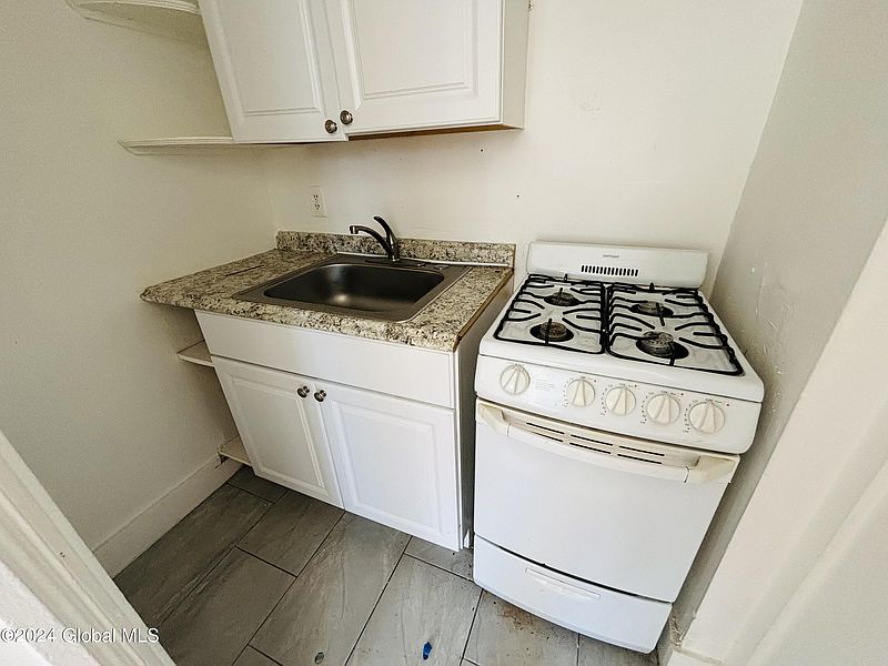 4th image of 361 Washington Avenue Avenue