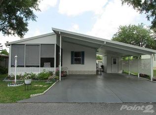 5733 Woodfield Ln, Zephyrhills, FL 33541