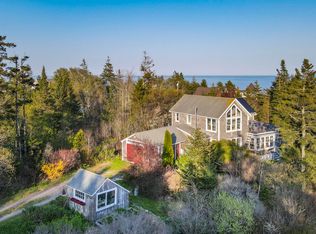 12 Cliff Rd, New Harbor, ME 04554