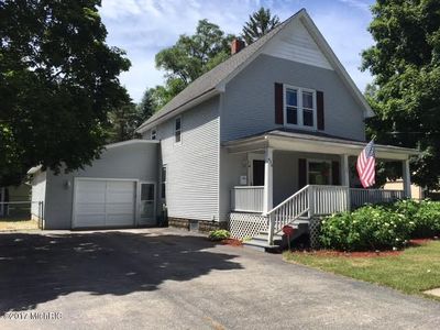 430 E Linden St, Hartford, MI, 49057