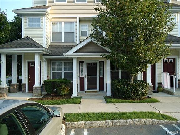 3rd image of 25-1 Fairways Dr
