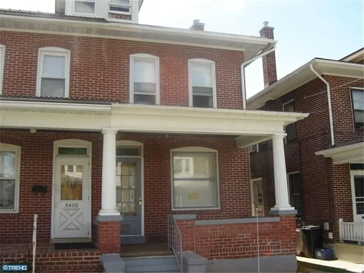3422 Fairfield St photo 1