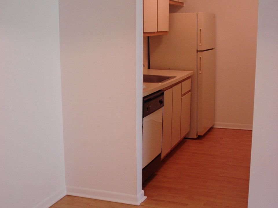 2nd image of 7411 SW 152nd Ave APT 107