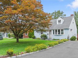 20 Andover Rd, Stamford, CT 06902