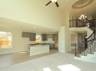 522 Sabinal St, Webster, TX 77598