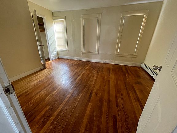 3rd image of 9716 88th St #2