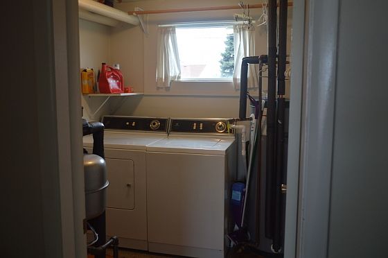 laundry/utility room