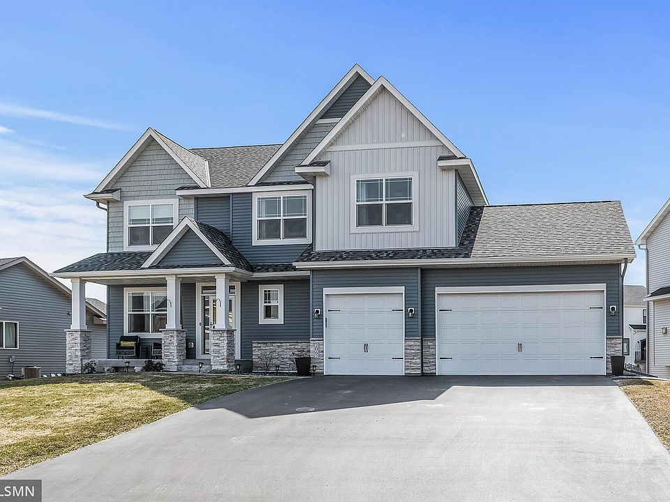 1st image of 2062 Red Oak Ln