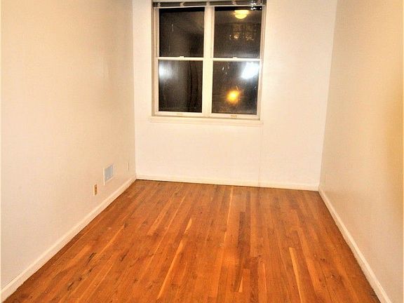 5th image of 176 Kosciusko St APT 2B