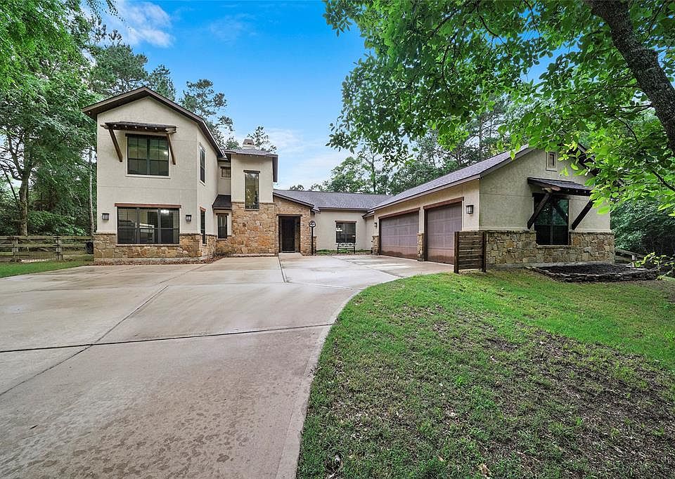 1st image of 102 Ebner Lake Front Dr