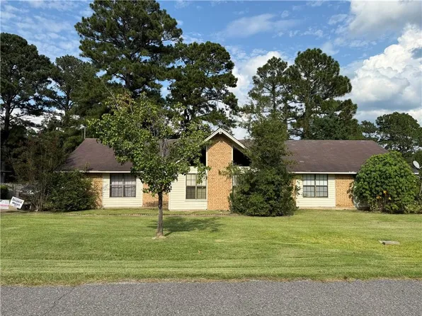 228 Shady Crest Ln, Pineville, LA 71360
