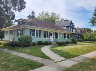 211 Randolph St, Edgerton, WI 53534