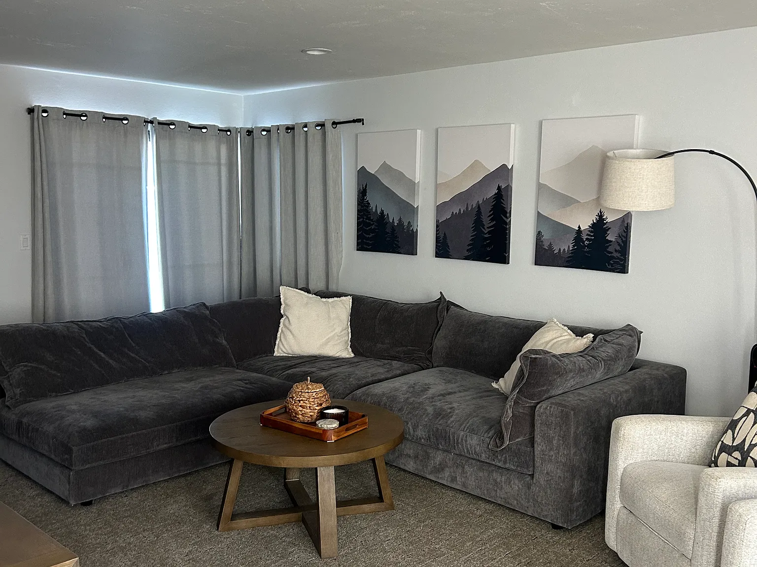 3 bed, 2.5 bath, 1400 sqft, $5,250 — Photo 4