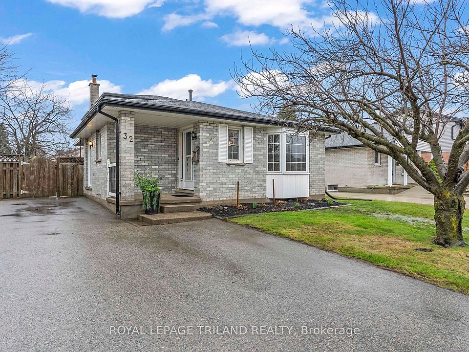 1st image of 32 Glenroy Rd