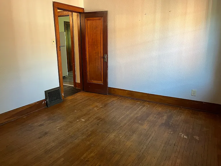 548 W Macon St #1/2 — Photo 7