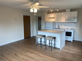 5 High Park Blvd #302, Toronto, ON M6R 1M5
