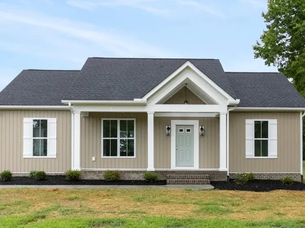 100 Bowsprit Ln, Wicomico Church, VA 22473