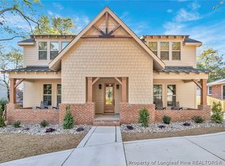 318 Pinecrest Dr, Fayetteville, NC 28305