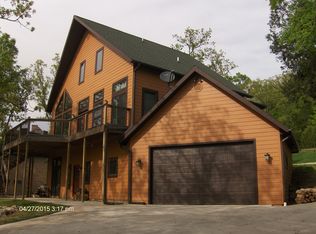 8343 Admiral Nimitz Dr, Rogers, AR 72756