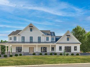 2742 Colonial Rd, Harrisburg, PA 17112