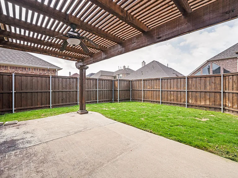 13075 Janet Dr — Photo 39