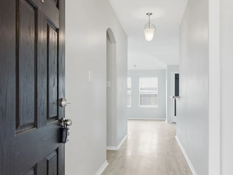 3804 Verde Dr — Photo 3