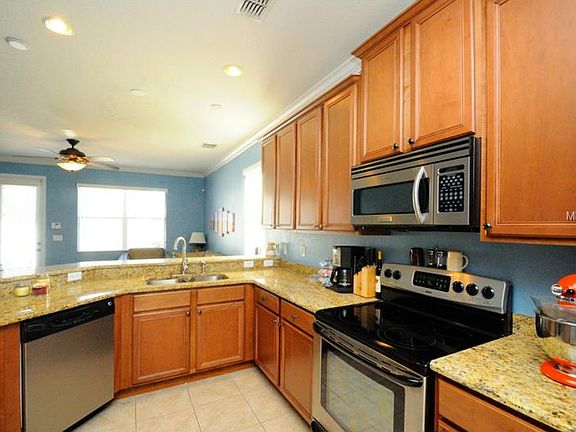 4th image of 14197 Avenue Of The Grvs