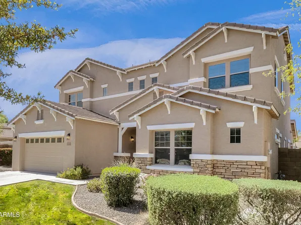 6204 S BANNING Street, Gilbert, AZ 85298