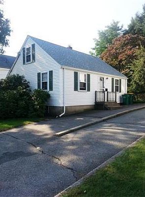 2nd image of 156 Vernon St