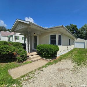 2033 W Forrest Hill Ave, Peoria, IL, 61604