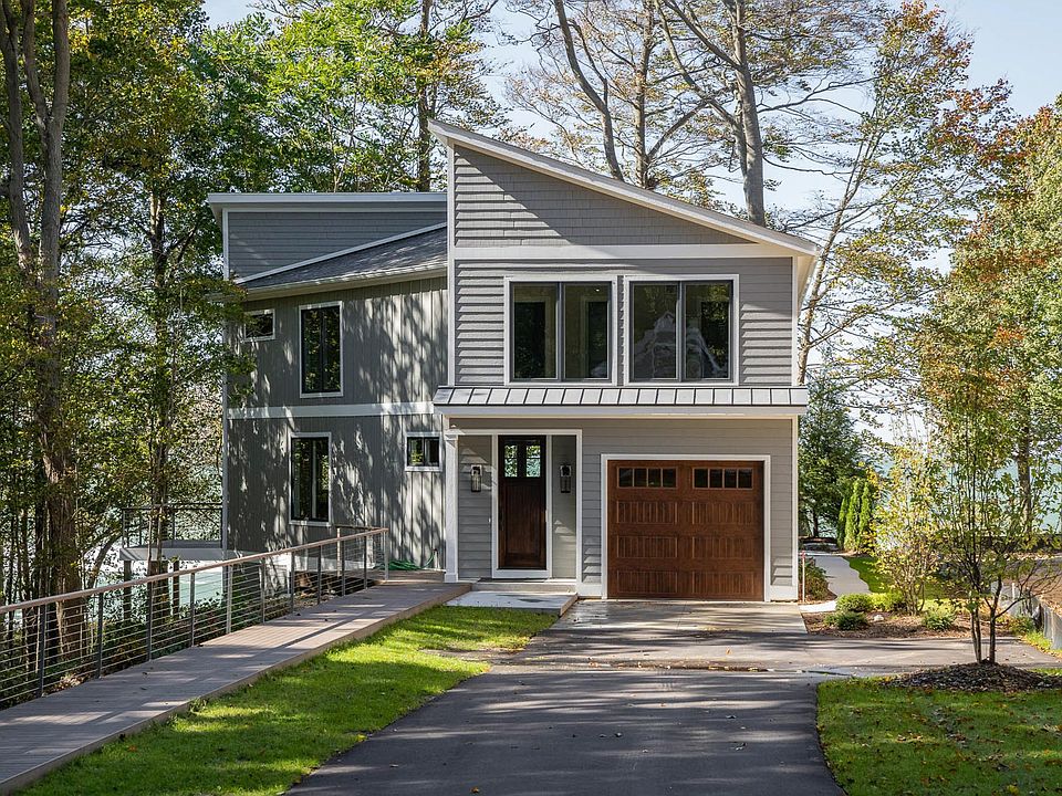 1st image of 77155 Winding Creek Cir