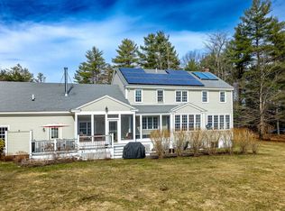 98 Mystic Dr, Norwich, VT 05055